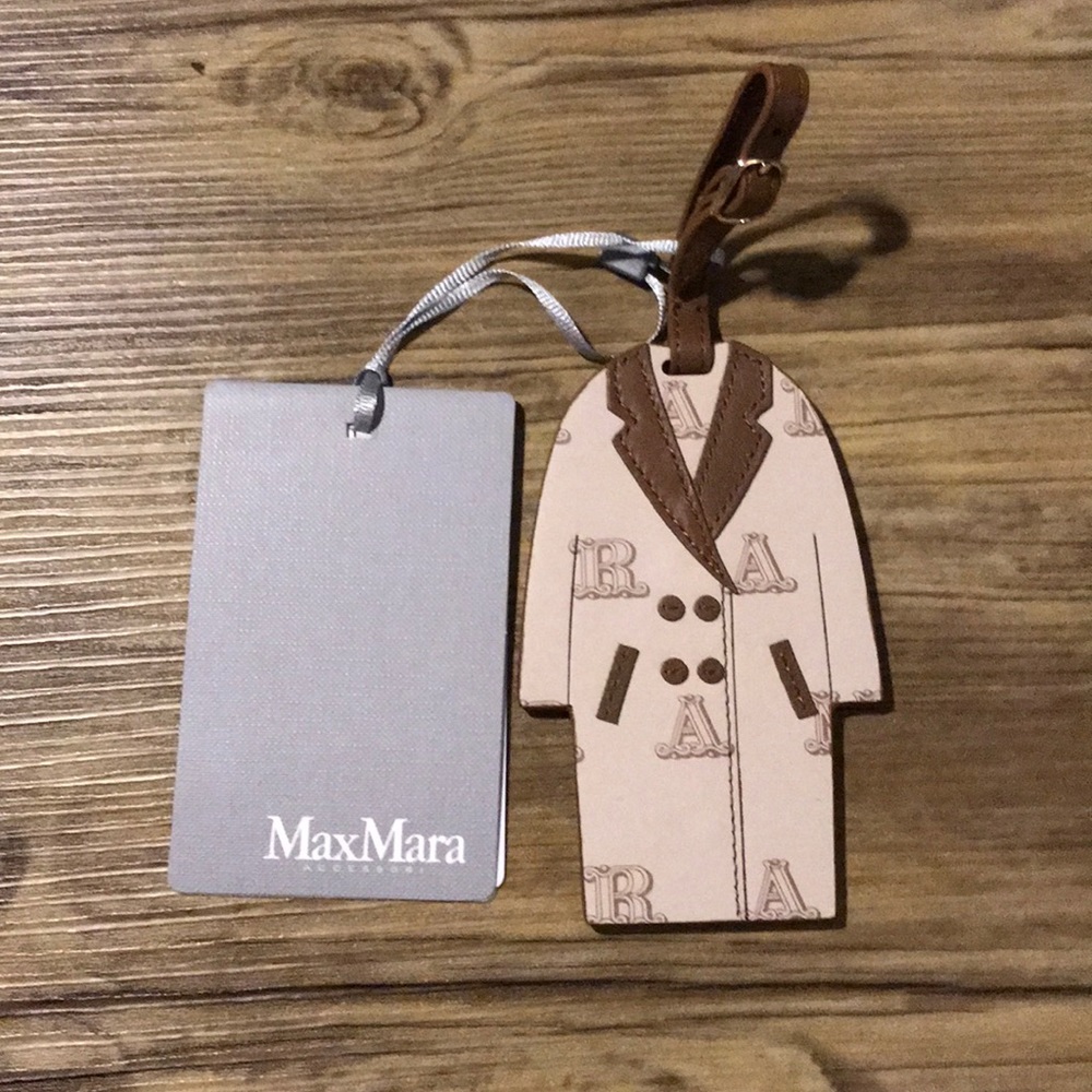 MaxMara new with tags keychain or tag